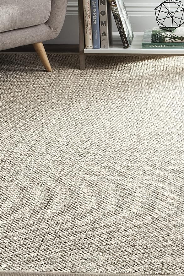 SAFAVIEH Area Rug 5' Round - Natural Fiber Collection - Marble & Beige, Sisal, Woven Design with Border (NF143C)