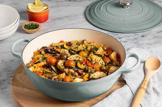 Le Creuset Signature Cast Iron Chef's Oven, 7.5qt, Oyster