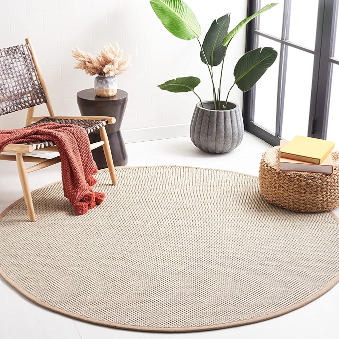 SAFAVIEH Area Rug 4' Round - Natural Fiber Collection - Marble & Linen Color, Sisal, Woven Design with Border (NF143B)