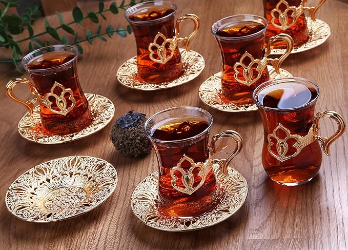 Alisveristime (SET OF 6) Turkish Tea Set with Zamac Holders, Glass Cups, and Saucers, 100ml Capacity, Elegant Serving Set in Gold and Silver (Harman) (Gold)