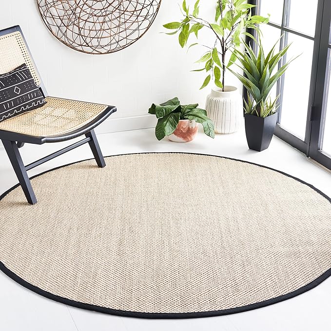 SAFAVIEH Area Rug 4' Round - Natural Fiber Collection - Marble & Black, Sisal, Woven Design with Border (NF143A)